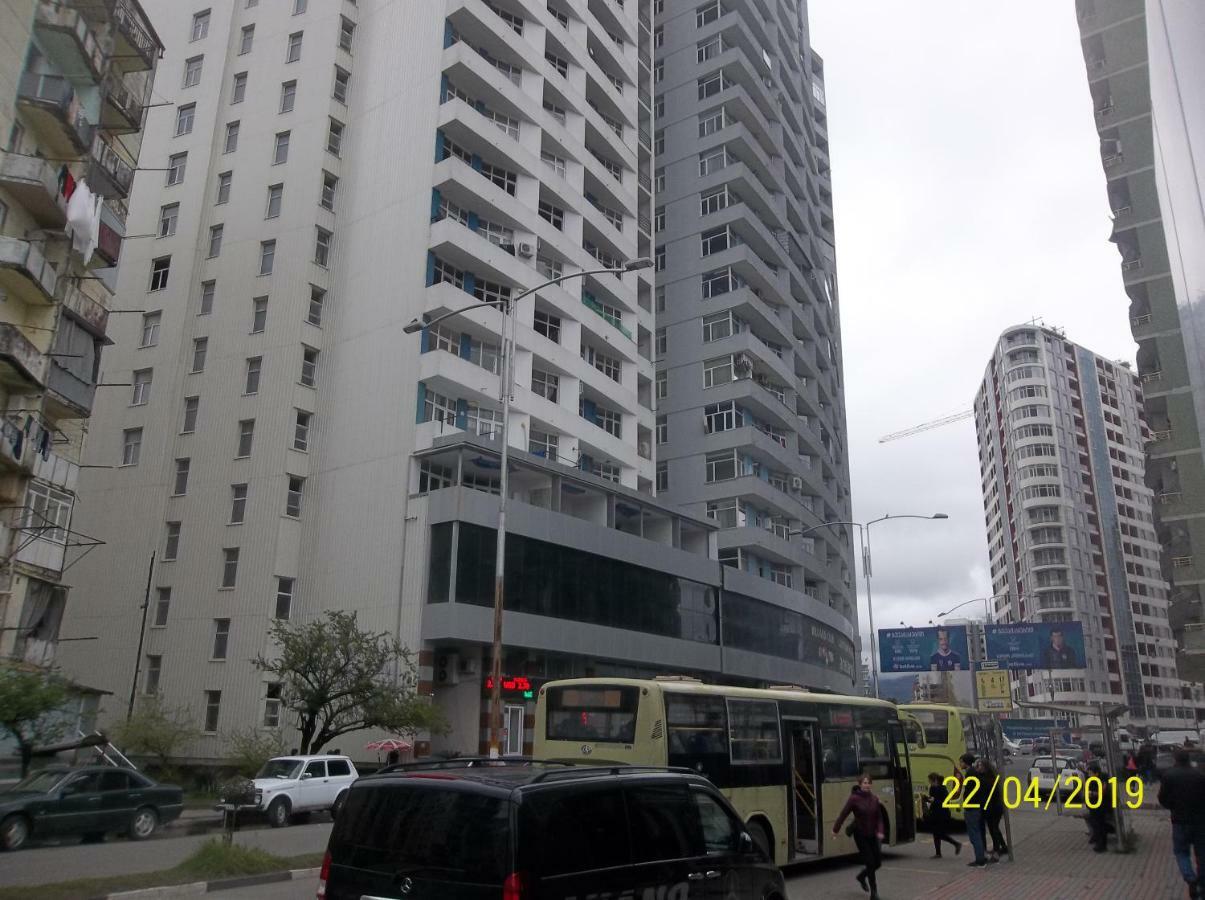 Мате Apartment Batumi Esterno foto