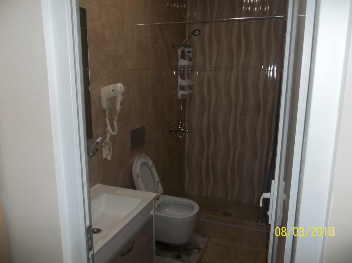 Мате Apartment Batumi Esterno foto