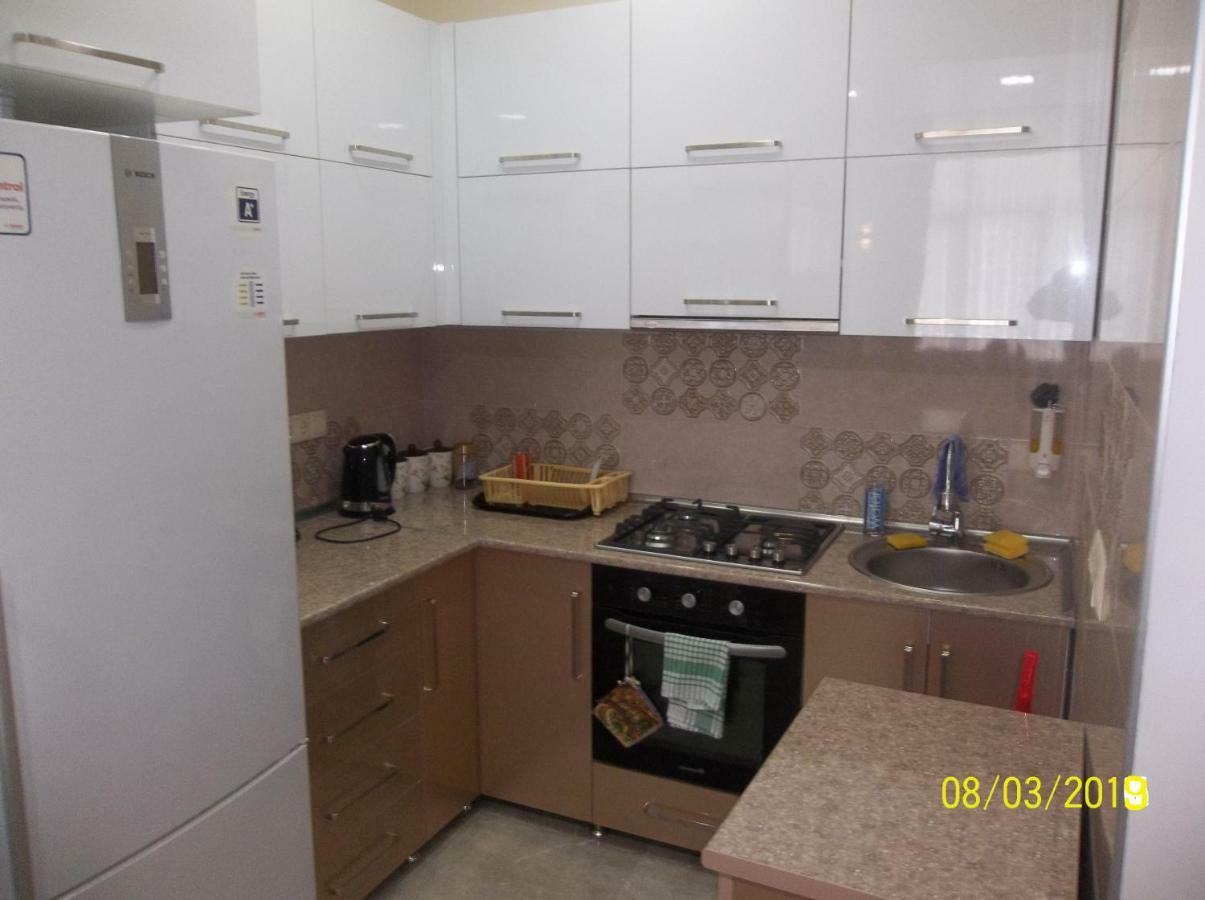 Мате Apartment Batumi Esterno foto