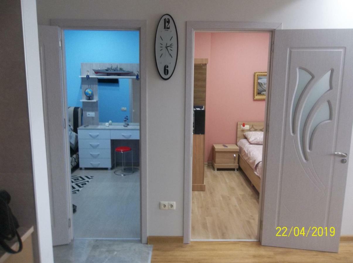 Мате Apartment Batumi Esterno foto