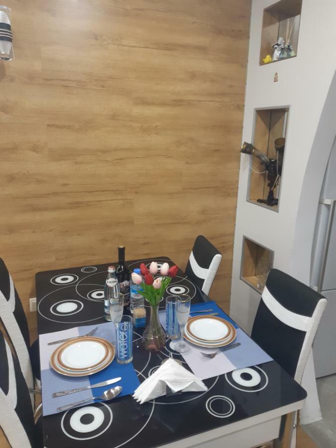 Мате Apartment Batumi Esterno foto